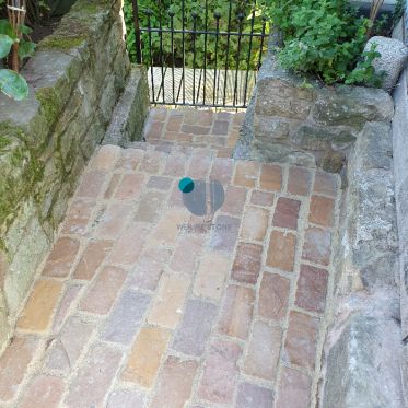 Golden Brown Tumbled Sandstone Paving Cobble Setts